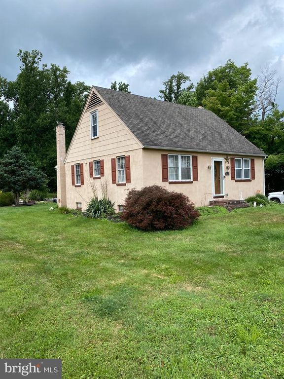 917 LIMEKILN PIKE, Ambler, PA 19002
