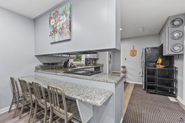 121 Crestwood Rd, Warner Robins, GA 31093