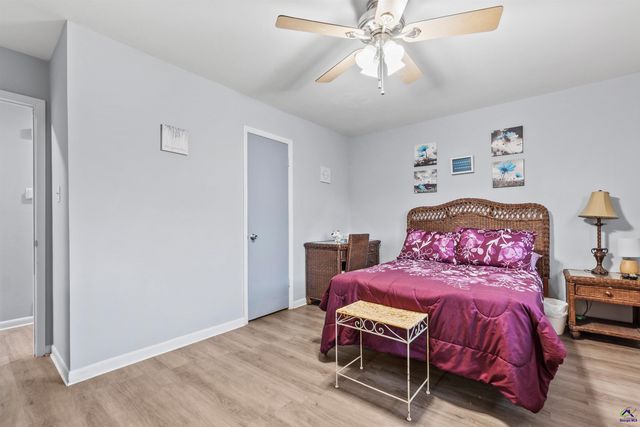 121 Crestwood Rd, Warner Robins, GA 31093