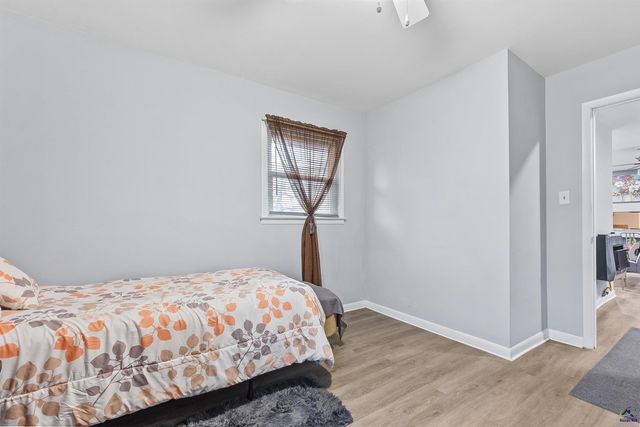 121 Crestwood Rd, Warner Robins, GA 31093