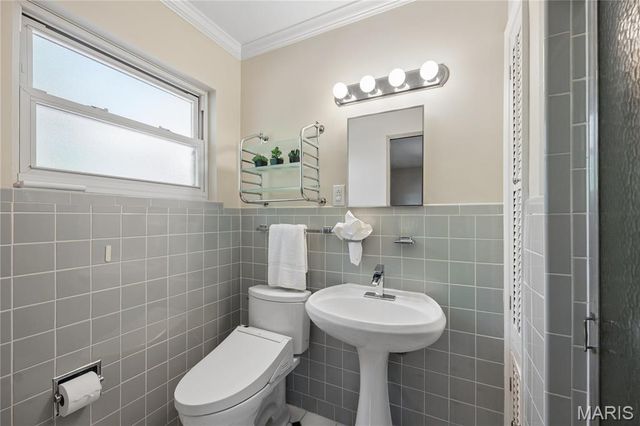 7509 Gannon Avenue, University City, MO 63130