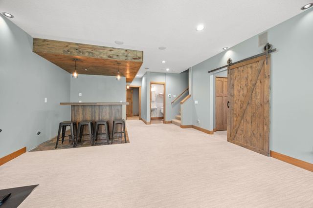 15858 Drawstone Trail, Apple Valley, MN 55124