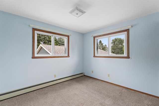 N2580 COUNTY ROAD A, Appleton, WI 54913