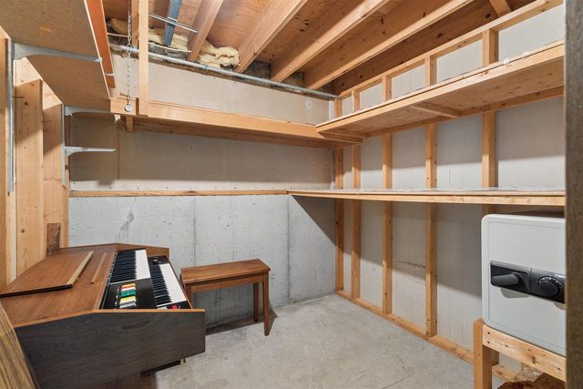 N2580 COUNTY ROAD A, Appleton, WI 54913