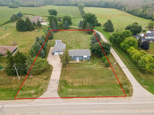 N2580 COUNTY ROAD A, Appleton, WI 54913