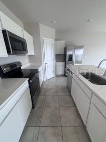 1105 LEXINGTON LANE, Haines City, FL 33844