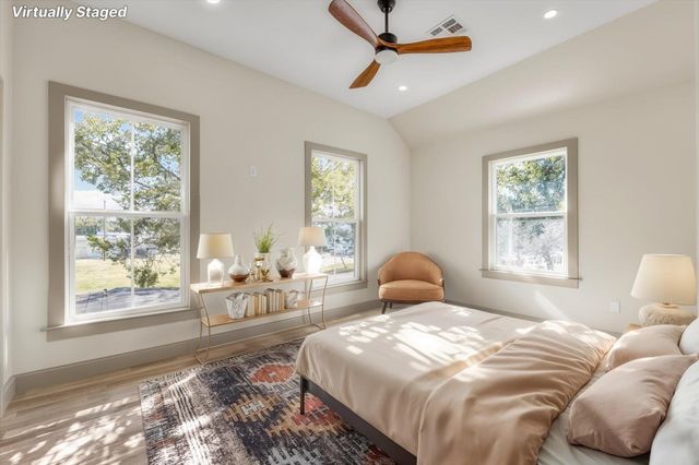 718 Tyler Street, Waco, TX 76704