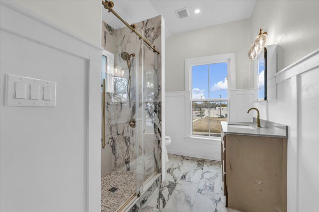 718 Tyler Street, Waco, TX 76704