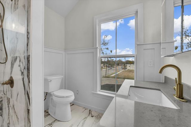 718 Tyler Street, Waco, TX 76704