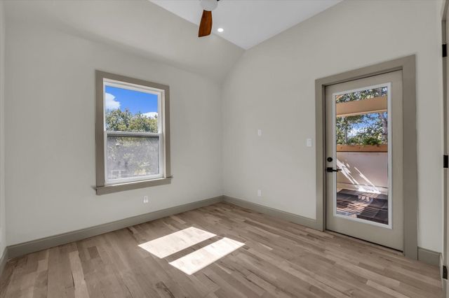 718 Tyler Street, Waco, TX 76704