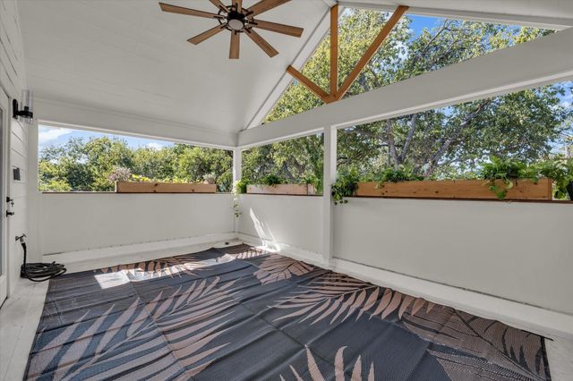 718 Tyler Street, Waco, TX 76704