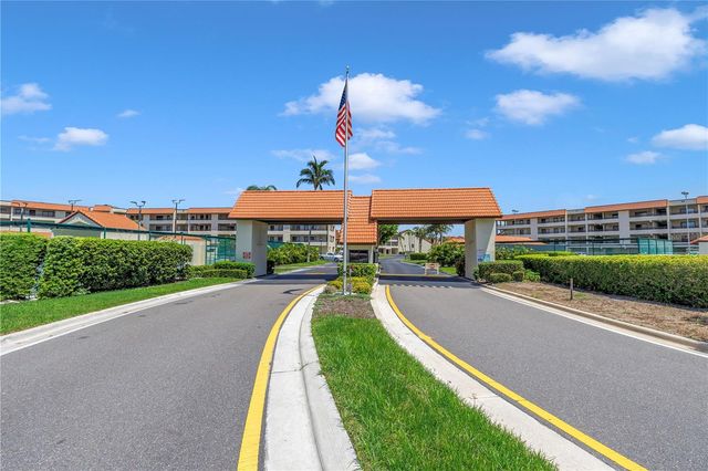 103 1ST STREET E 313, St Petersburg, FL 33715