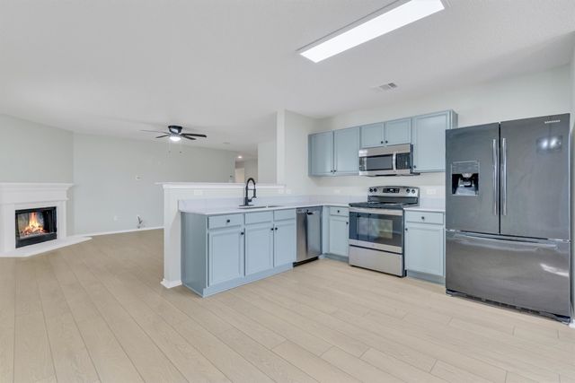 131 Sandlewood Drive, Terrell, TX 75160