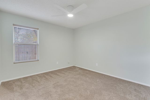 131 Sandlewood Drive, Terrell, TX 75160