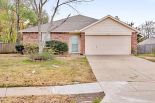 131 Sandlewood Drive, Terrell, TX 75160