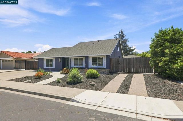 214 Turnstone Dr, Livermore, CA 94551