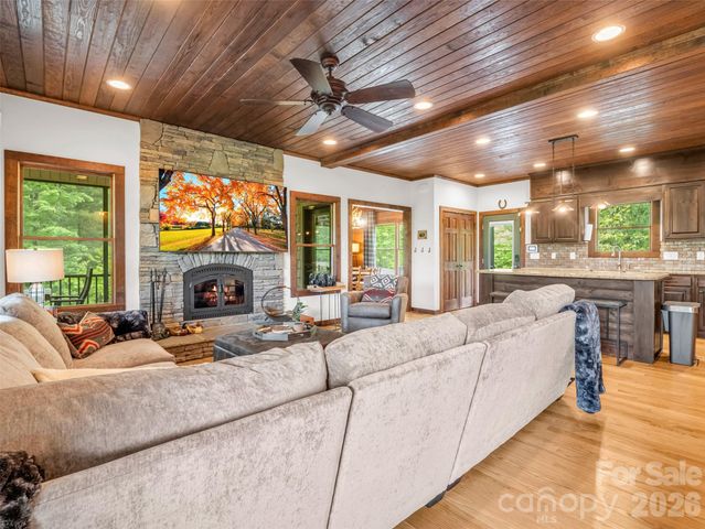 139 Picnic Point Road, Lake Lure, NC 28746