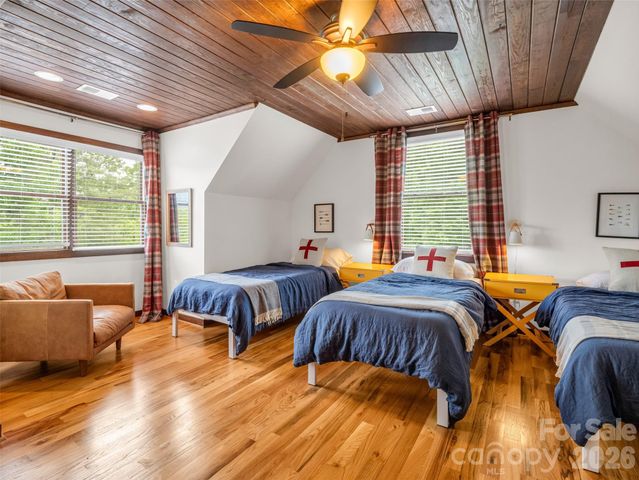 139 Picnic Point Road, Lake Lure, NC 28746