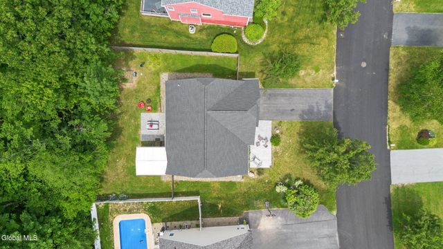 30 Lupine Drive, Malta, NY 12020