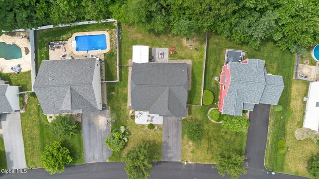 30 Lupine Drive, Malta, NY 12020