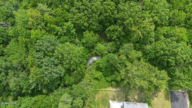 30 Lupine Drive, Malta, NY 12020