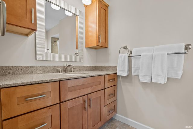 50820 Heather Hill Lane, Granger, IN 46530