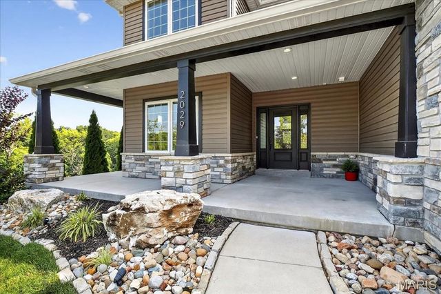 2029 Lily Avenue, Kirkwood, MO 63122