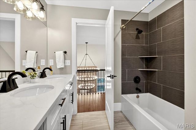 2029 Lily Avenue, Kirkwood, MO 63122