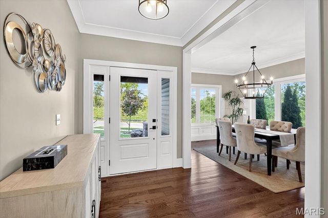 2029 Lily Avenue, Kirkwood, MO 63122