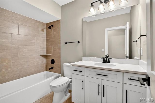 2029 Lily Avenue, Kirkwood, MO 63122