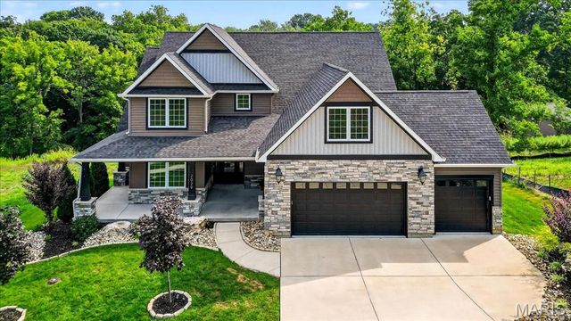 2029 Lily Avenue, Kirkwood, MO 63122