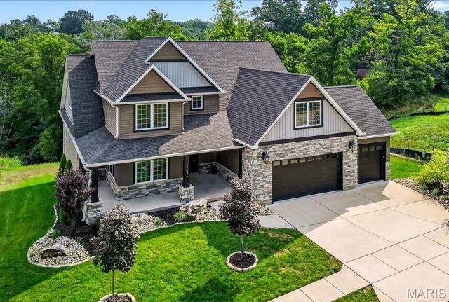 2029 Lily Avenue, Kirkwood, MO 63122