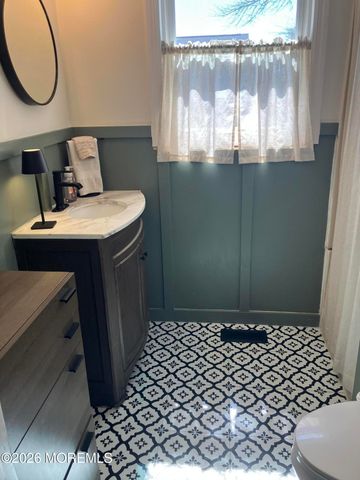 964 Center Street, Little Egg Harbor, NJ 08087