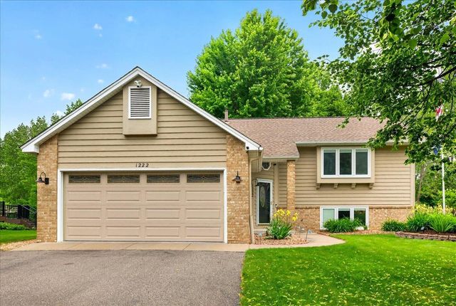1222 Saddlebrook Lane, Woodbury, MN 55125