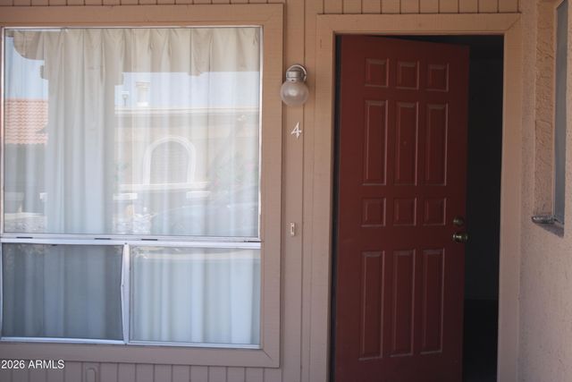 501 W HONONEGH Drive 4, Phoenix, AZ 85027