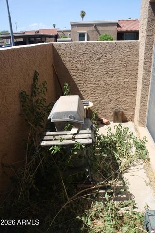 501 W HONONEGH Drive 4, Phoenix, AZ 85027