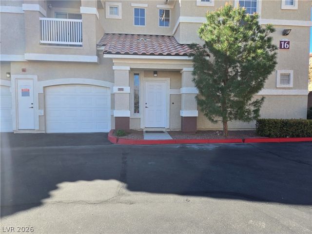 5855 VALLEY Drive 2076, North Las Vegas, NV 89031