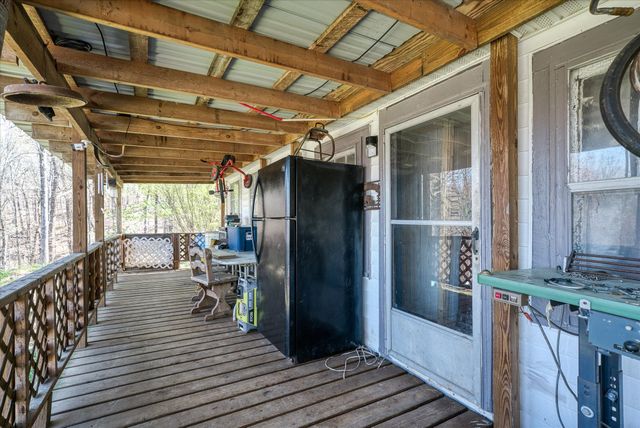 618 Old Baker Mtn Rd, Spencer, TN 38585