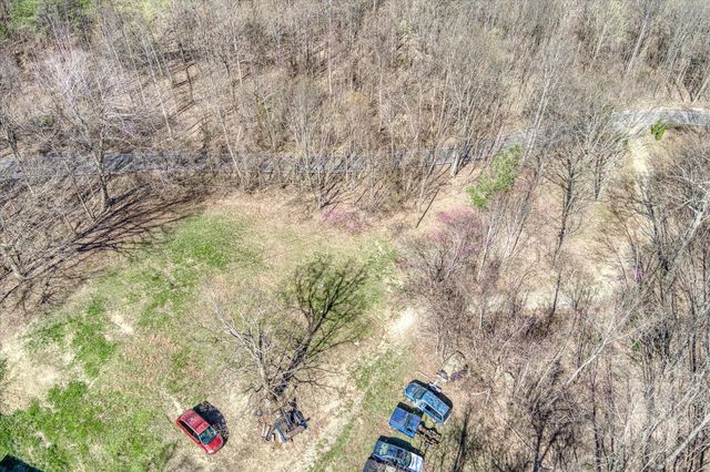 618 Old Baker Mtn Rd, Spencer, TN 38585