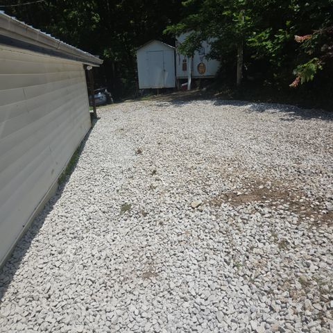 618 Old Baker Mountain Rd, Spencer, TN 38585