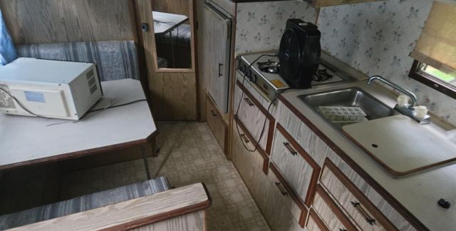 618 Old Baker Mountain Rd, Spencer, TN 38585