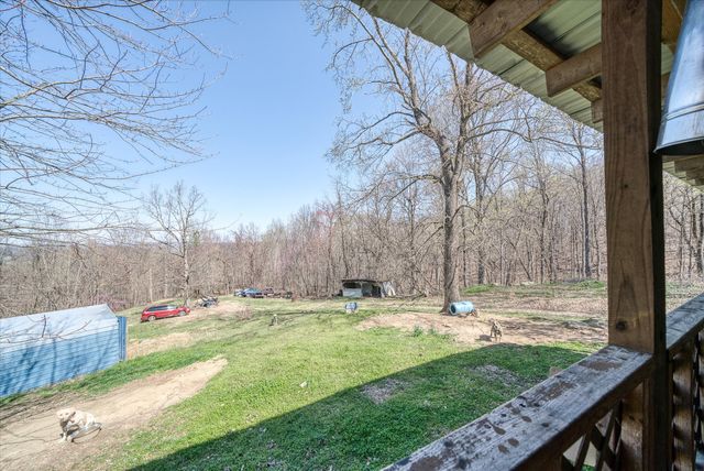 618 Old Baker Mtn Rd, Spencer, TN 38585