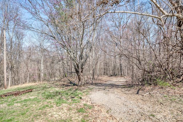618 Old Baker Mtn Rd, Spencer, TN 38585