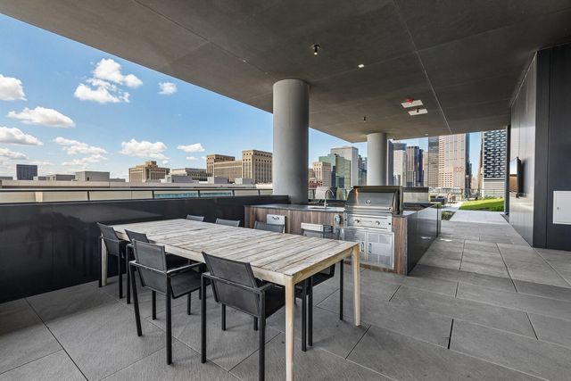 234 W POLK Street 2403, Chicago, IL 60605