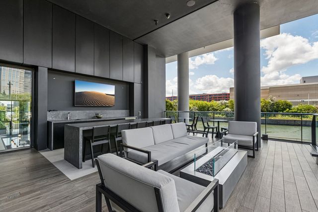 234 W POLK Street 2403, Chicago, IL 60605