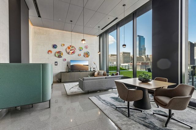 234 W POLK Street 2403, Chicago, IL 60605
