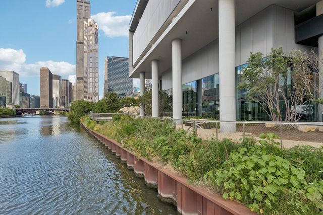 234 W POLK Street 2403, Chicago, IL 60605
