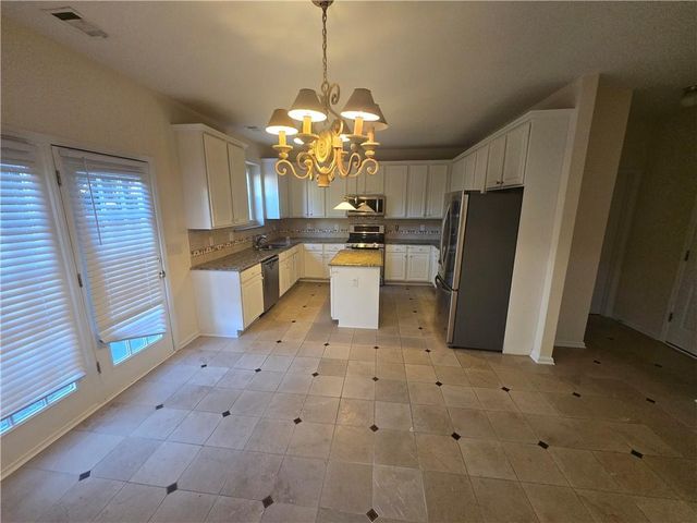 2206 Creekway Drive, Marietta, GA 30066