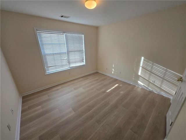 2206 Creekway Drive, Marietta, GA 30066