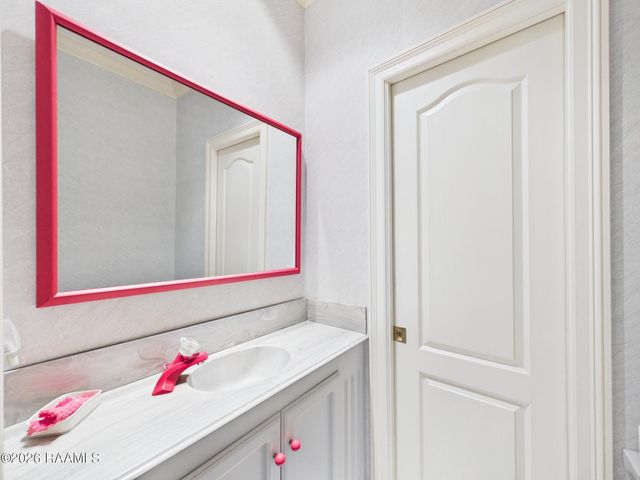 107 Janet Circle, Lafayette, LA 70506